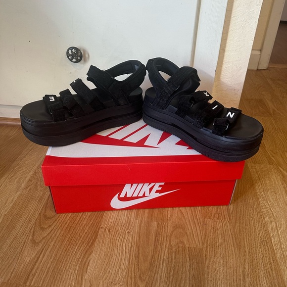 Nike Icon Classic Platform Sandals Size 9 - Picture 7 of 8